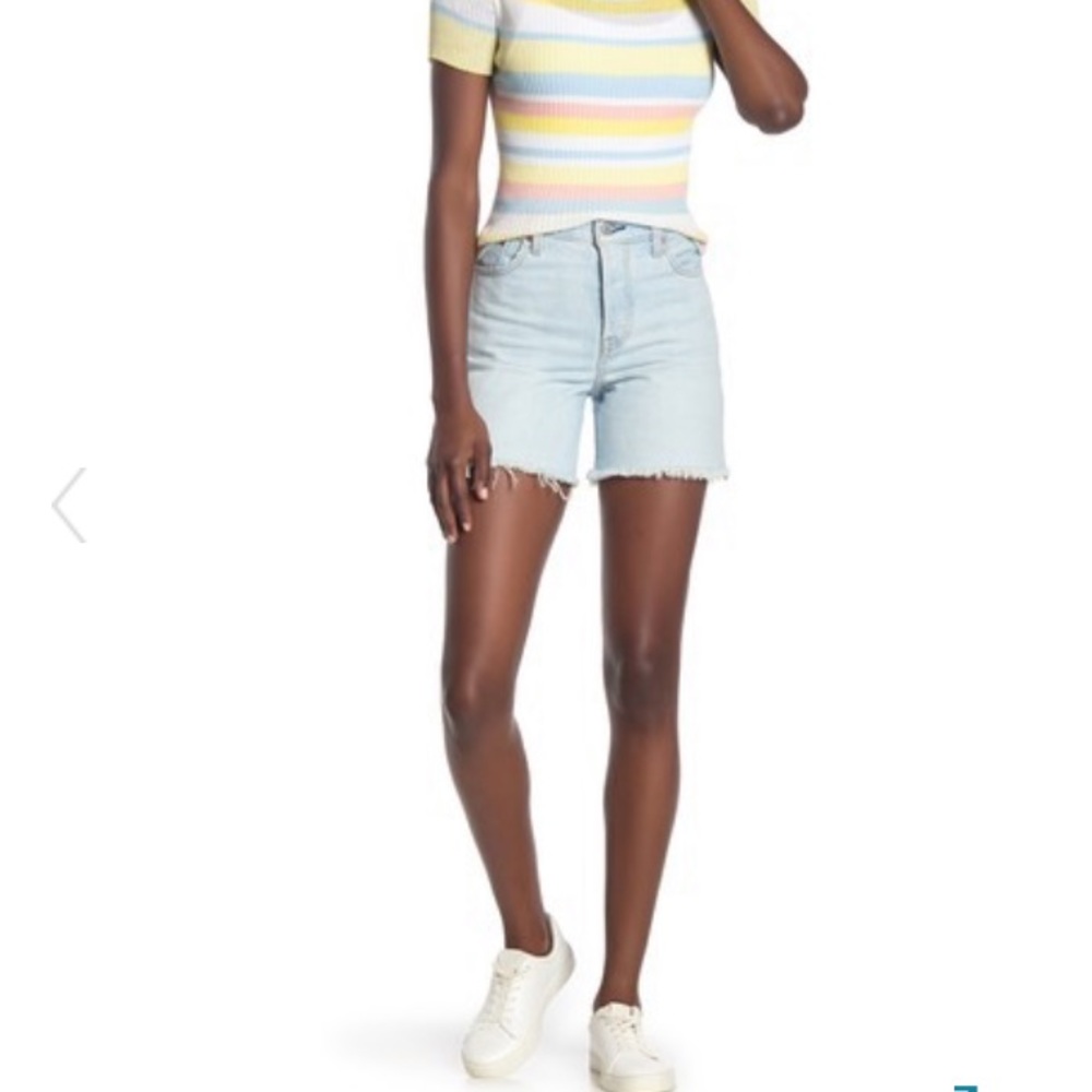 Levi’s Wedgie frayed shorts